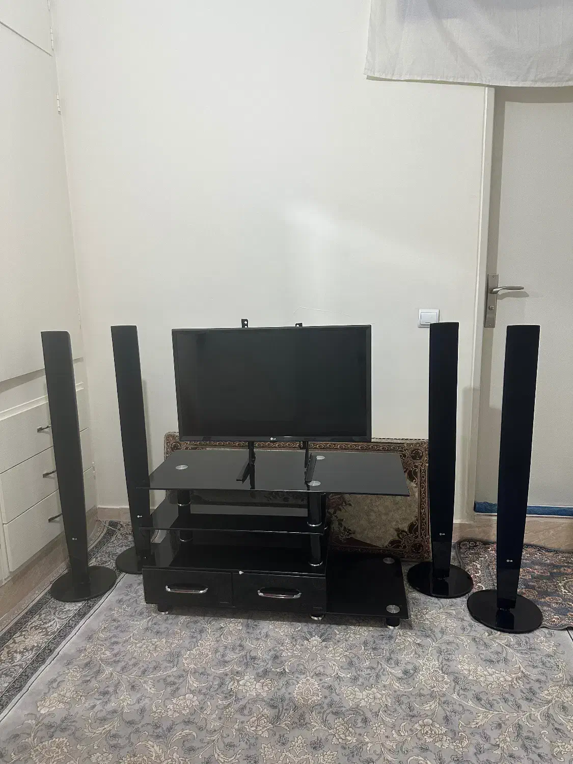 تلویزیون ال ای دی ال‌جی ۳۲ اینچ|تلویزیون و پروژکتور|باقرشهر, |دیوار