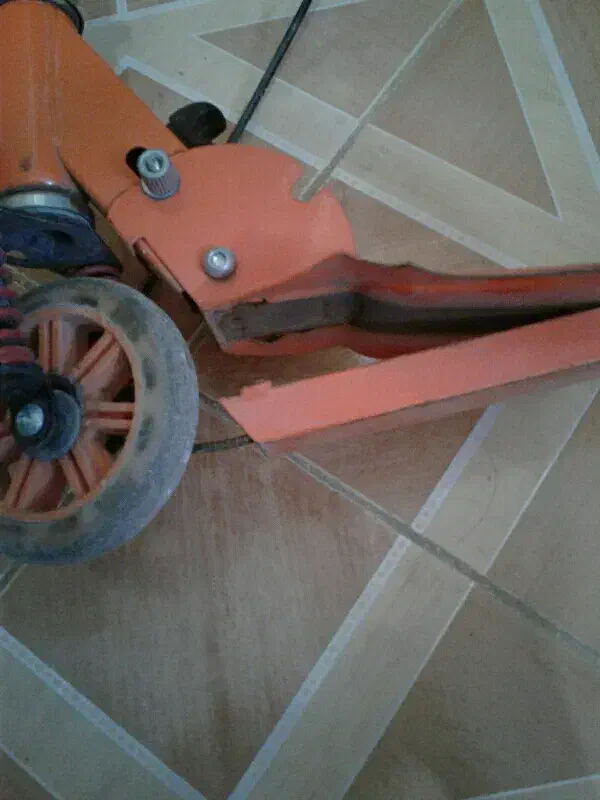 اسکوتر|دوچرخه، اسکیت، اسکوتر|قم, کلهری|دیوار