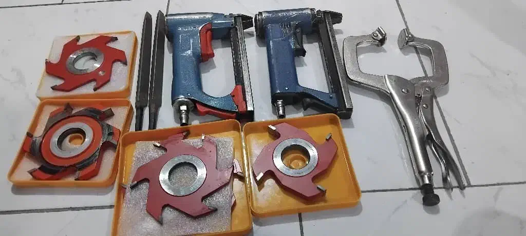 فروش ابزار|ابزارآلات|اسکو, |دیوار