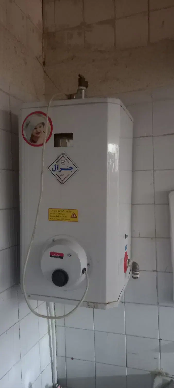 آبگرم کن برقی ۵۰ لیتری|آبگرمکن، پکیج، شوفاژ|شیراز, صاحب الزمان|دیوار