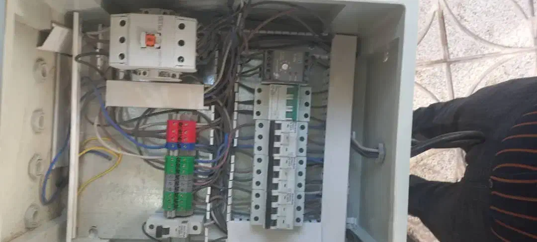 جعبه تقسیم سه فاز|ابزارآلات|فلاورجان, |دیوار