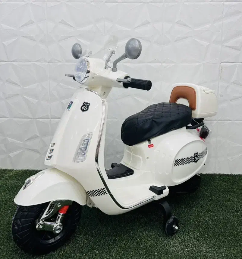 موتور وسپا شارژی کودک|اسباببازی بچه|شیراز, زیباشهر|دیوار