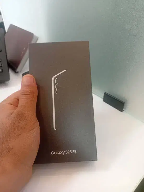 موبایلS25FEآکبند|موبایل|کرج, اصفهانی‌ها|دیوار