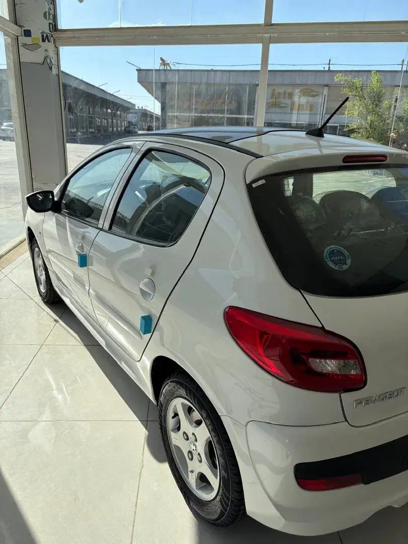 207پانا|خودرو سواری و وانت|خرم‌آباد, |دیوار