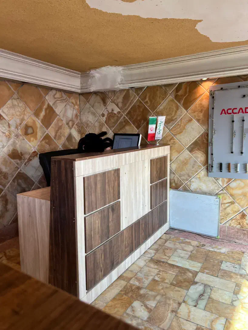 منشی خانم|استخدام بازاریابی و فروش|ری, بازار آهن|دیوار