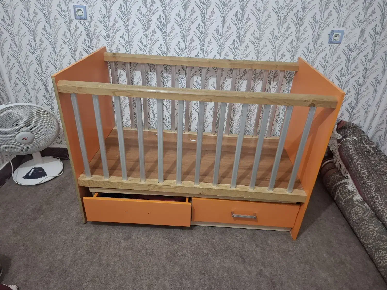 تختخاب بچگانه در حد نو|تخت و صندلی بچه|سرپل ذهاب, |دیوار