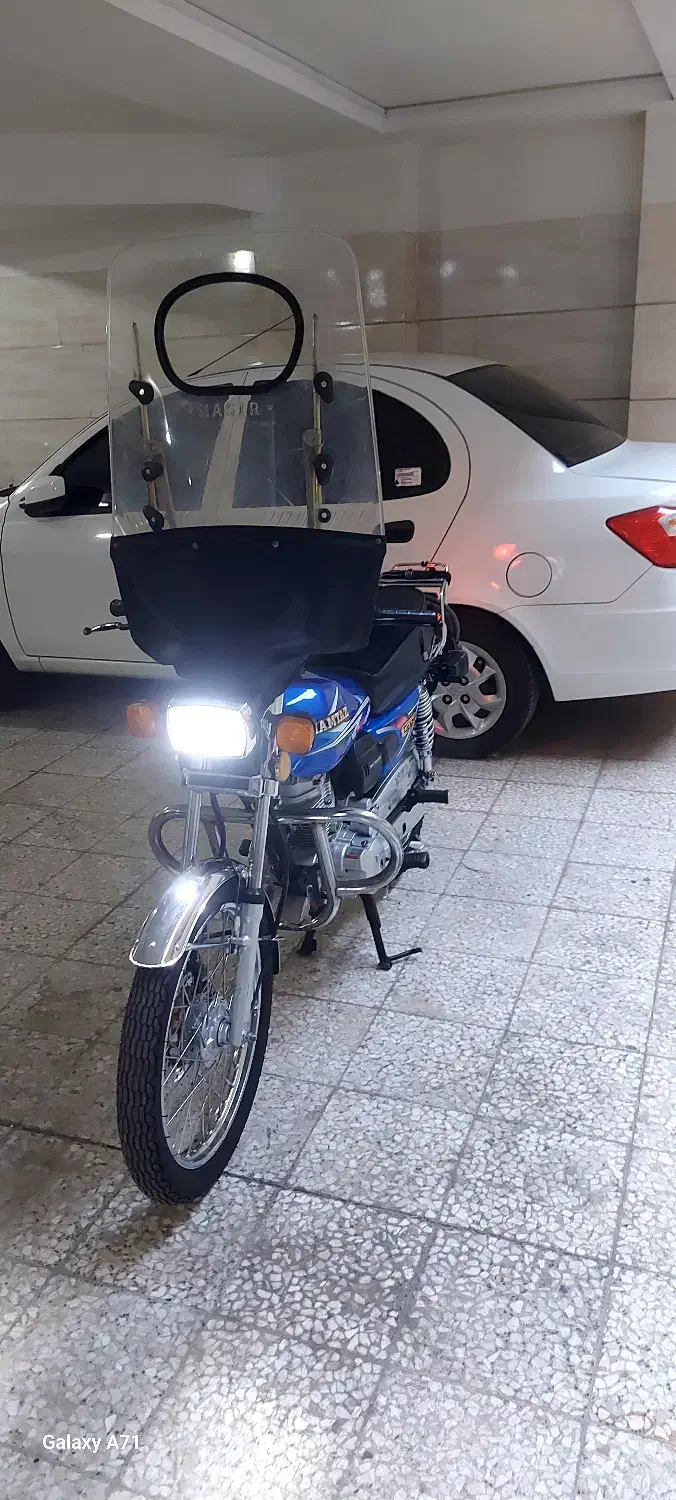 هندا ۱۲۵ مدل ۱۴۰۱|موتورسیکلت|تهران, فلسطین (میدان انقلاب)|دیوار