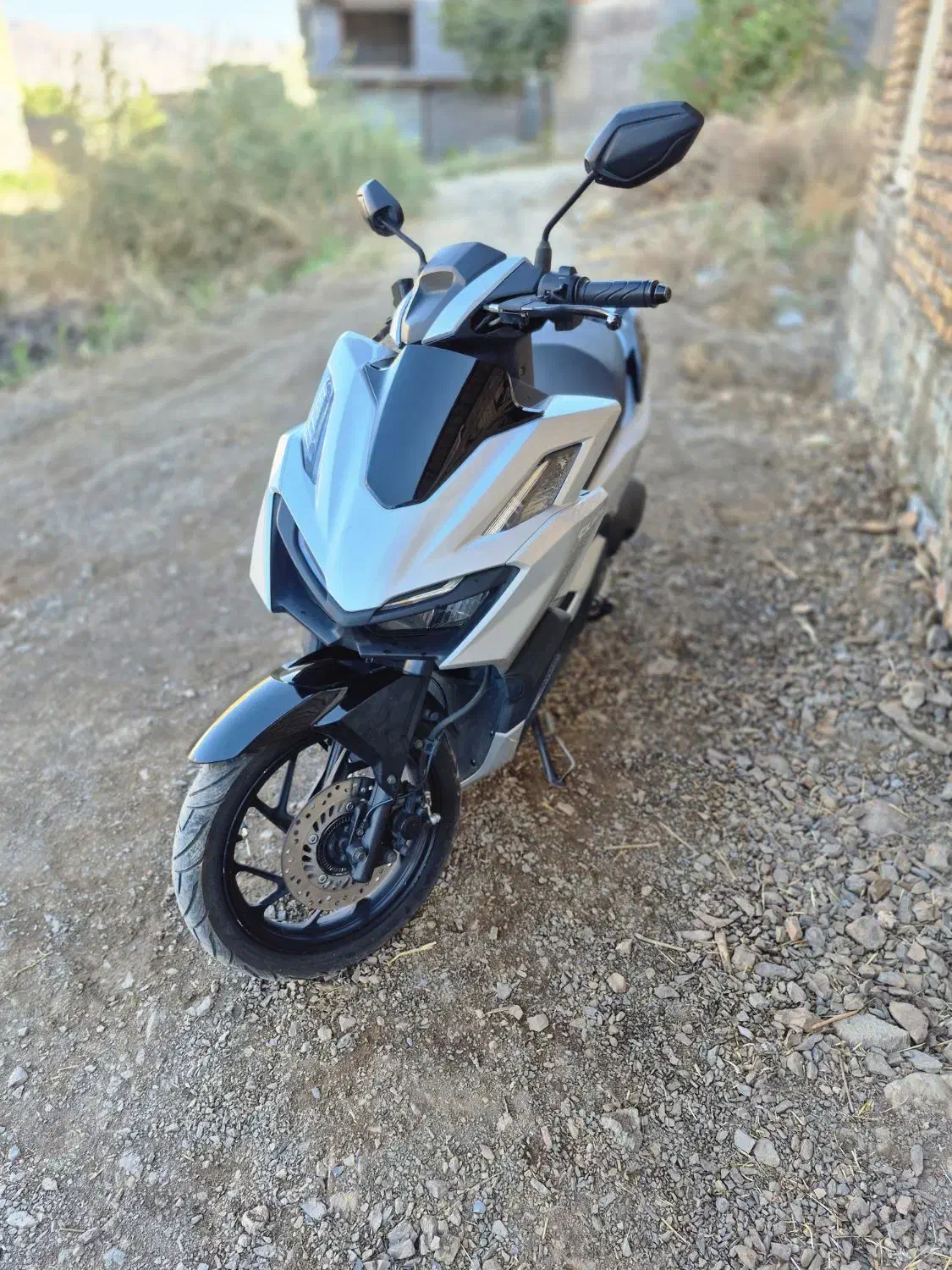 کلیلک واریو 403|موتورسیکلت|سنندج, |دیوار