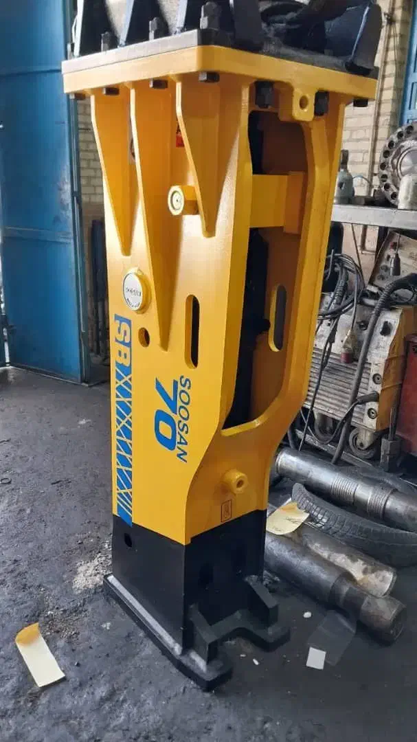 بیل هیوندا 220خط9 چکش سوسان70اصلی نو|خودرو سنگین|تهران, شهرآرا|دیوار