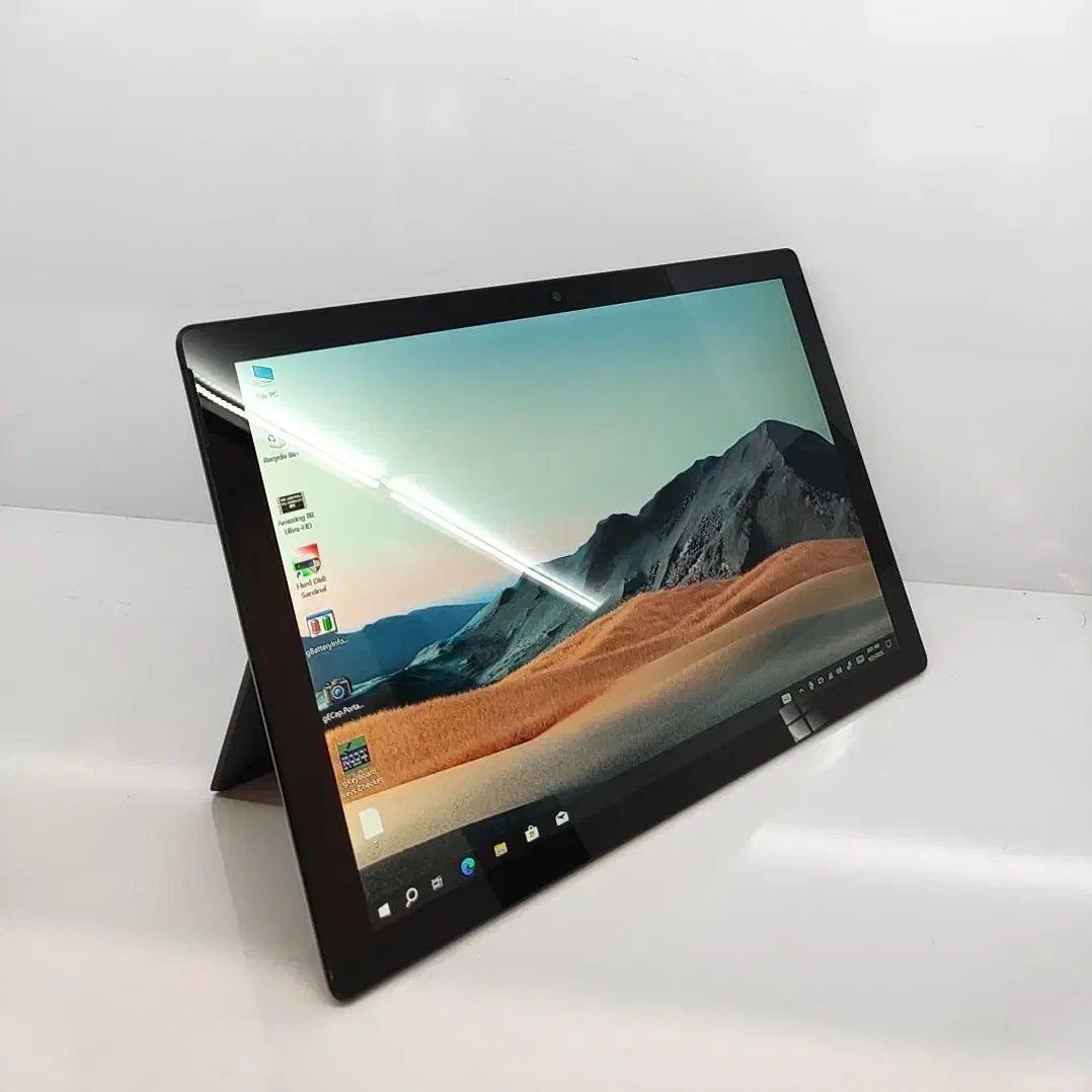 لپ تاپ مایکروسافت سرفیس مشکی ، Surface Pro 6 Black|رایانه همراه|شیراز, عفیف‌آباد|دیوار