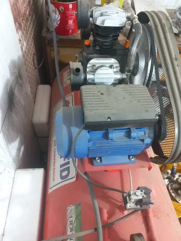 پمپ‌ باد ۳۵۰لیتری نو|ماشین‌آلات صنعتی|هیر, |دیوار