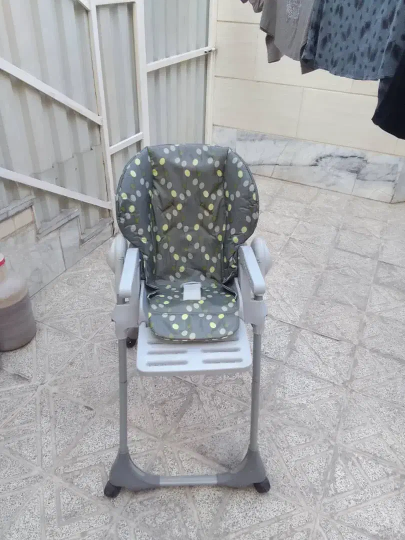 صندلی بچه|تخت و صندلی بچه|شهریار, شهرک امیریه|دیوار