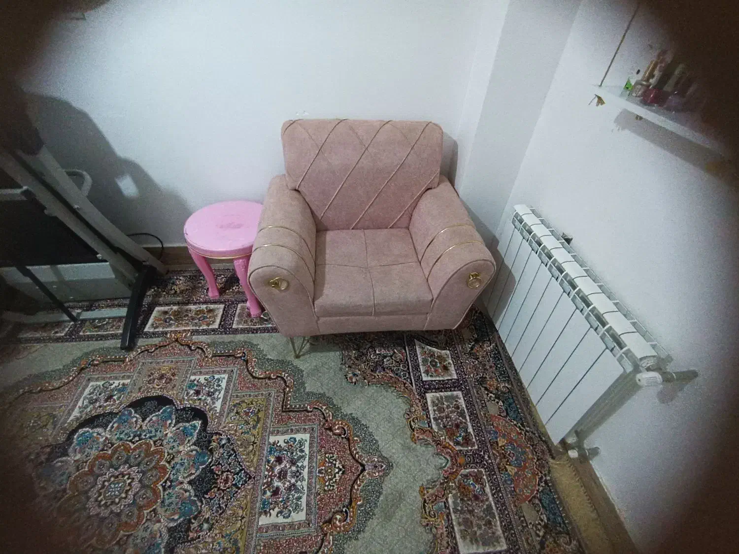 مبل راحتی|مبلمان خانگی و میز عسلی|گالیکش, |دیوار