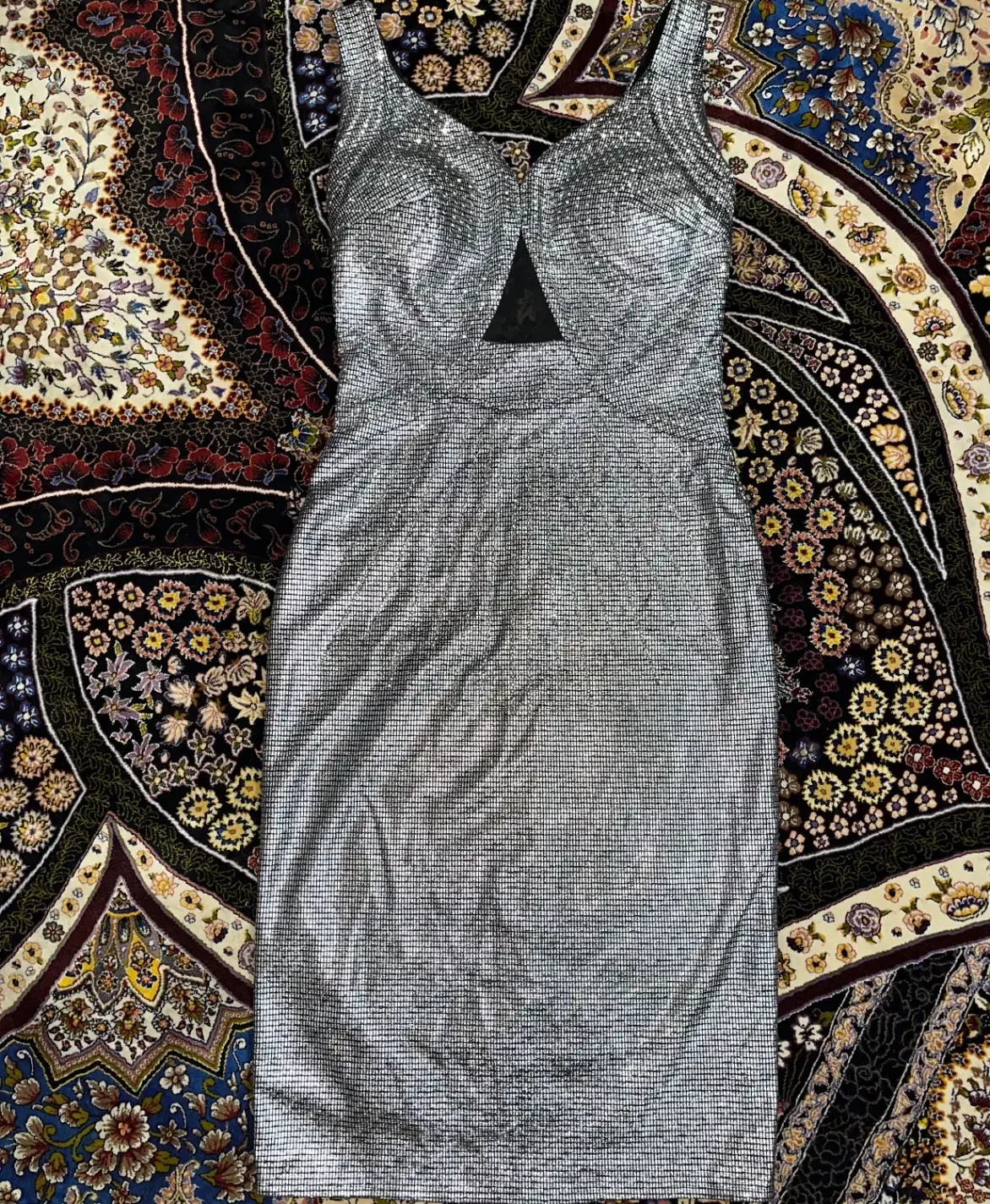 پیراهن مجلسی|لباس|تهران, تختی|دیوار