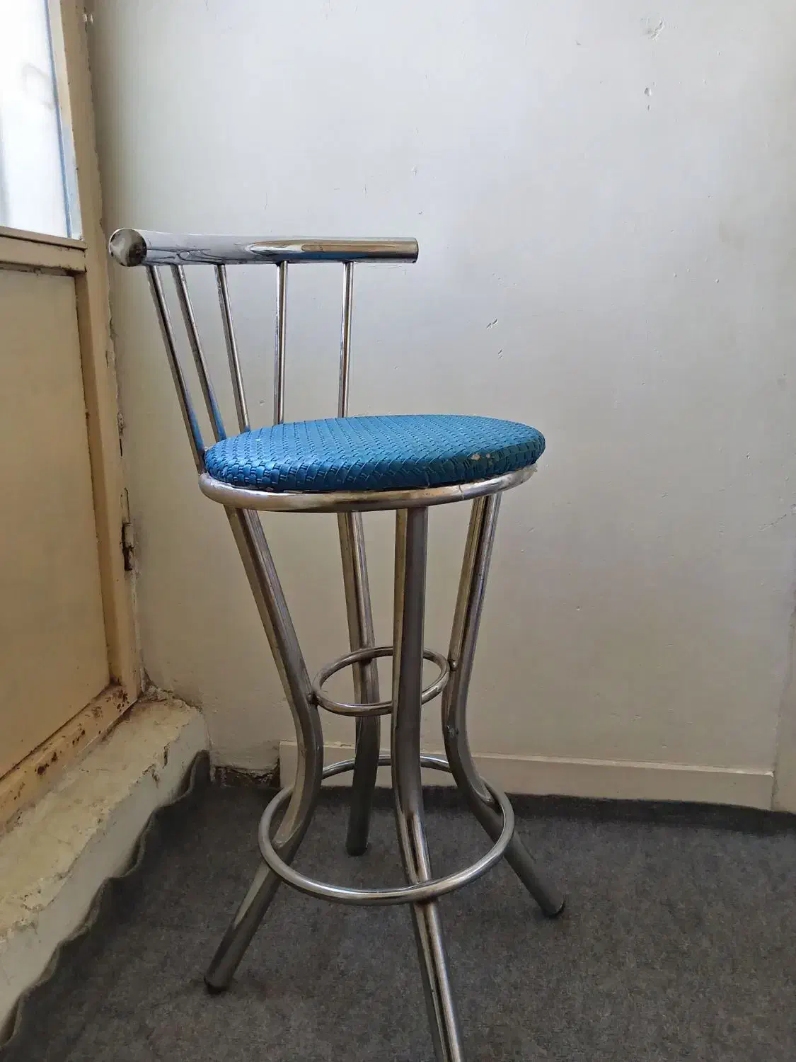 صندلی استیل3عدد|صندلی و نیمکت|میانه, |دیوار