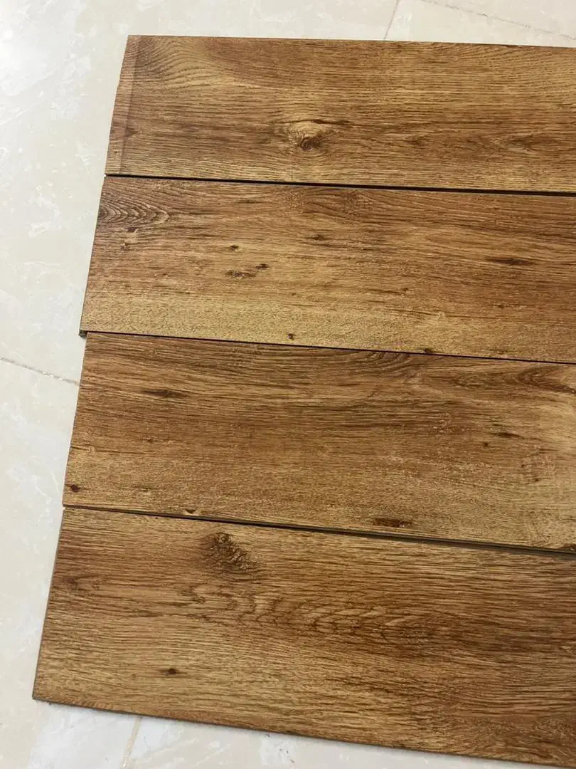 پارکت سالم و در حد نو به متراژ ۲۵ متر|مصالح و تجهیزات ساختمان|مشهد, شهرک لشکر (شهرک غرب)|دیوار