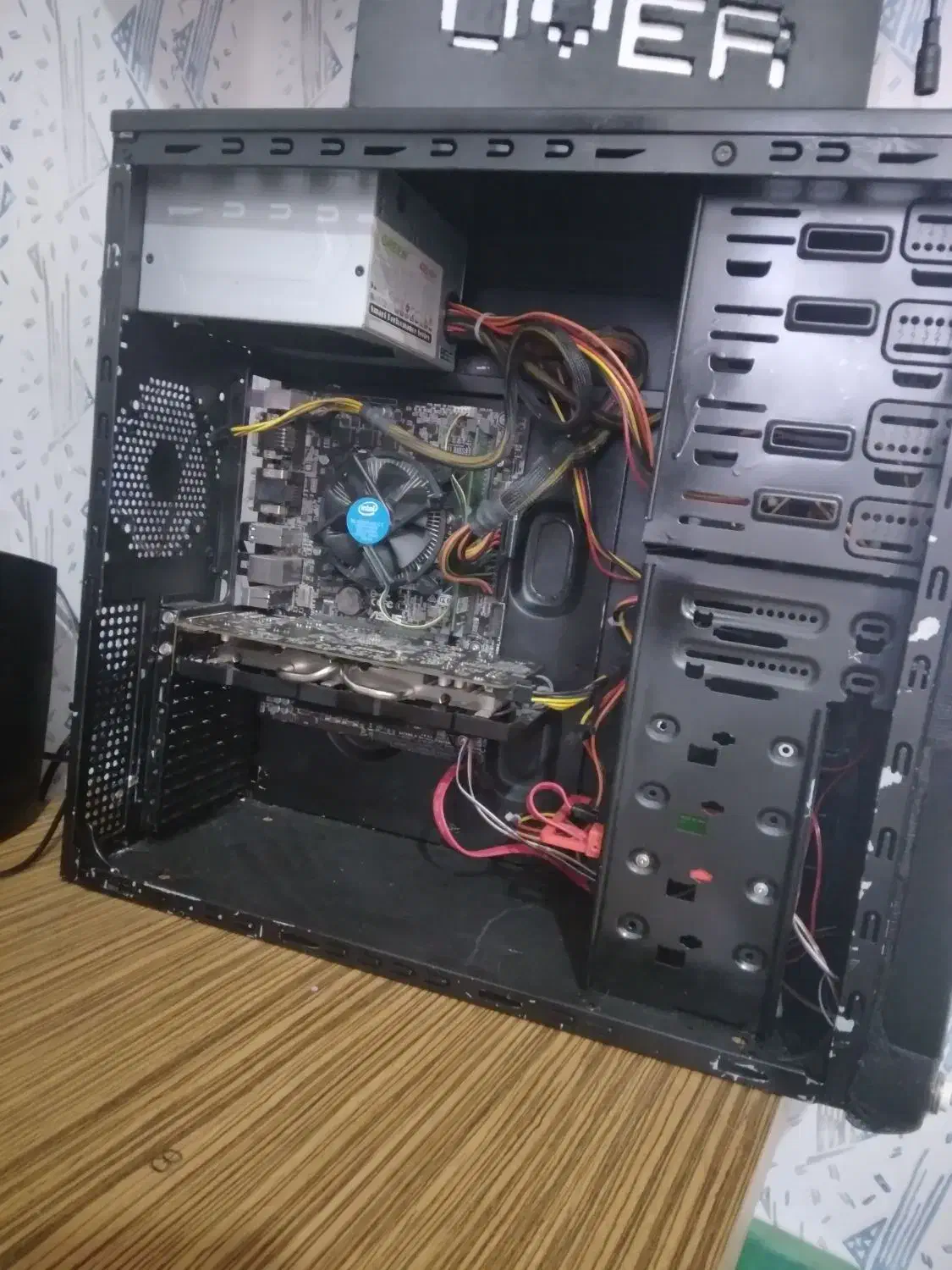 کیس گیمینگ|رایانه رومیزی|رشت, توشیبا|دیوار