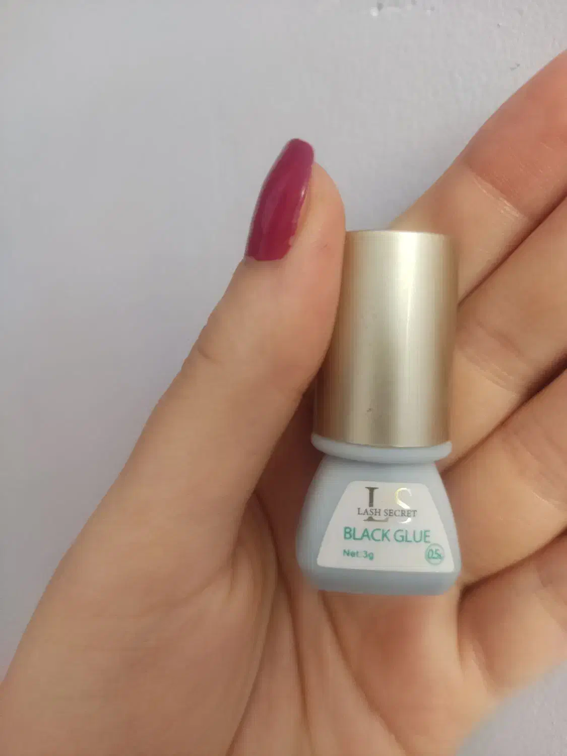 چسب اکستنشن مژه|آرایشی، بهداشتی، درمانی|سلطانیه, |دیوار