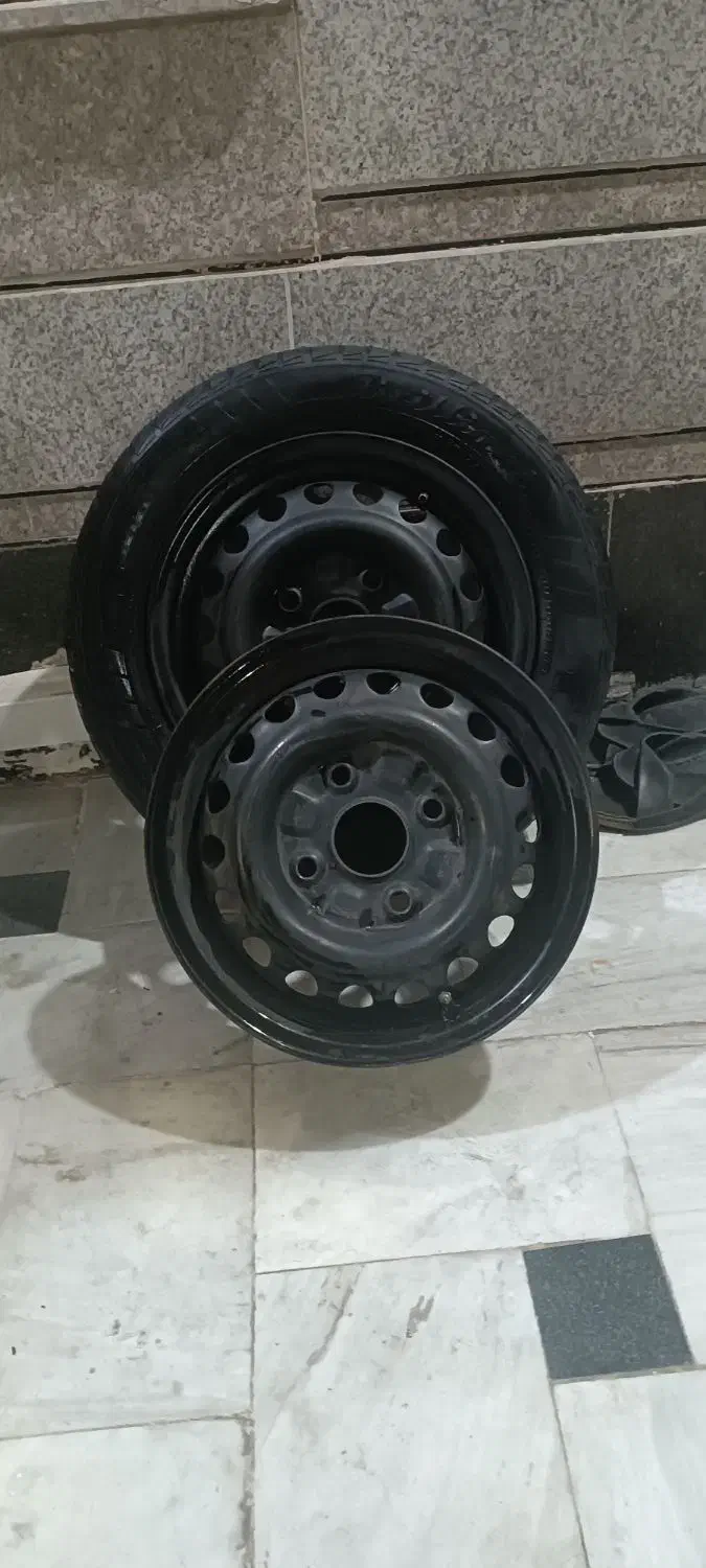 تایر رینگ پراید رودری پژو جلو پنجره و چراغ|قطعات یدکی و لوازم جانبی|اهواز, کمپلو جنوبی|دیوار