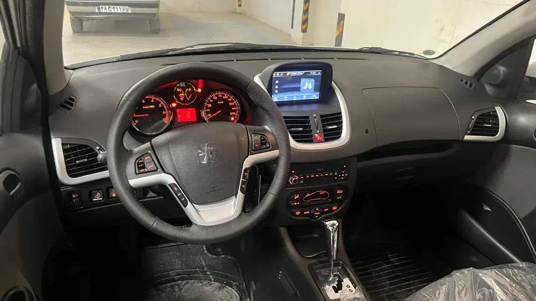 207 اتوماتیک سقف فلز فول آپشن|خودرو سواری و وانت|کرمان, |دیوار