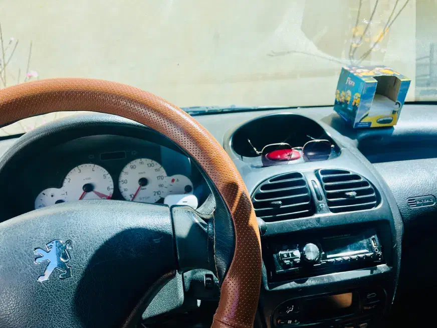 ۲۰۶ تیپ ۵ موتور TU5 مدل ۹۲|خودرو سواری و وانت|یاسوج, |دیوار