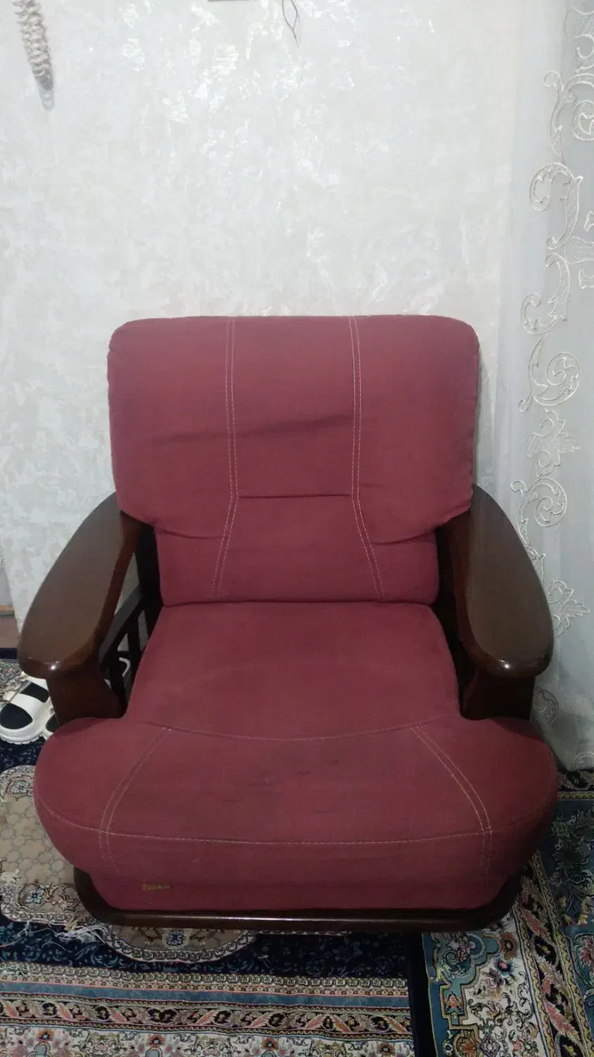 مبل نیم ست|مبلمان خانگی و میز عسلی|صومعهسرا, |دیوار