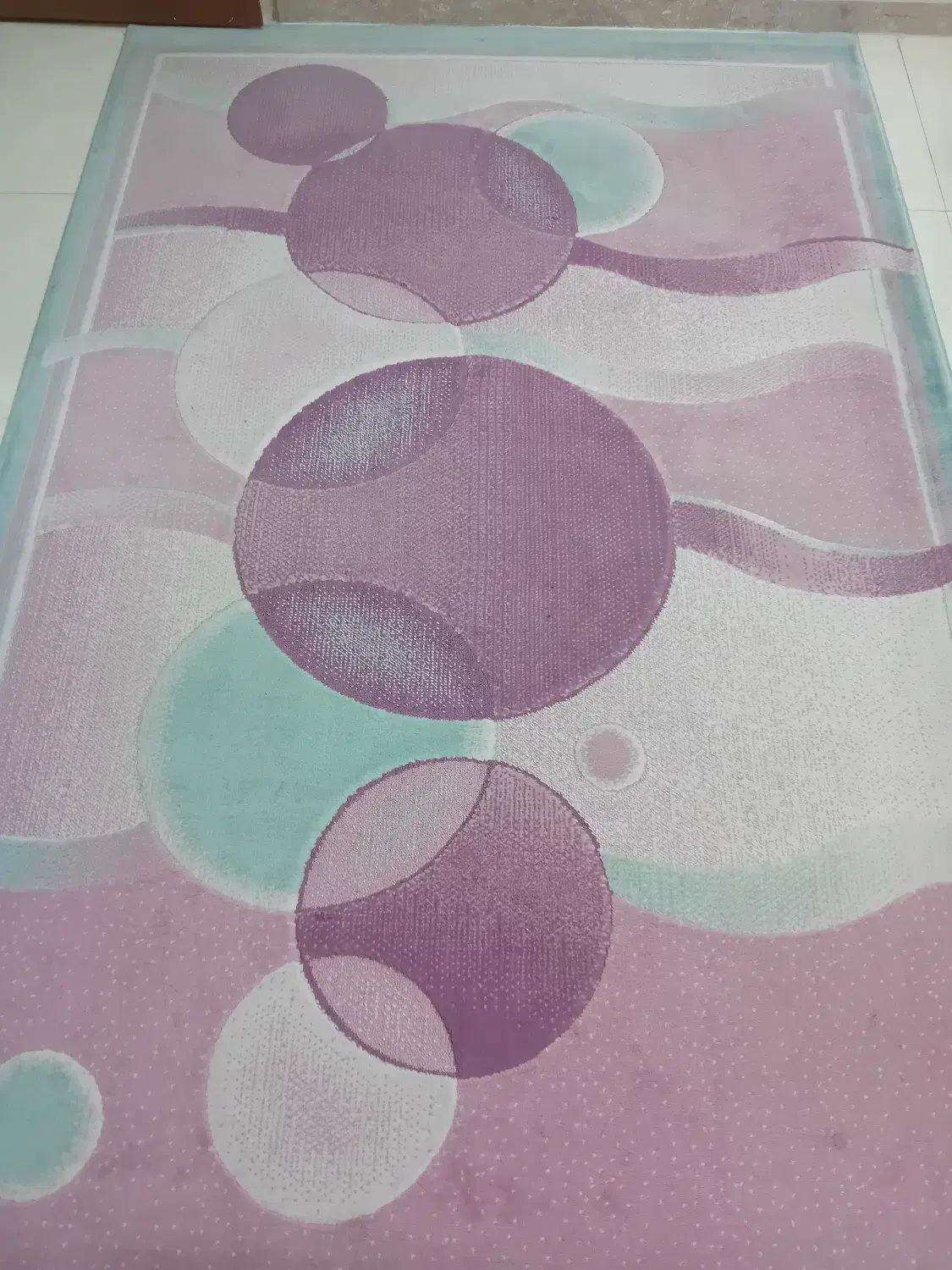 قالیچه ۴ متری فانتزی بسیار تمیز در حد نو|فرش|محمدیه-قزوین, |دیوار