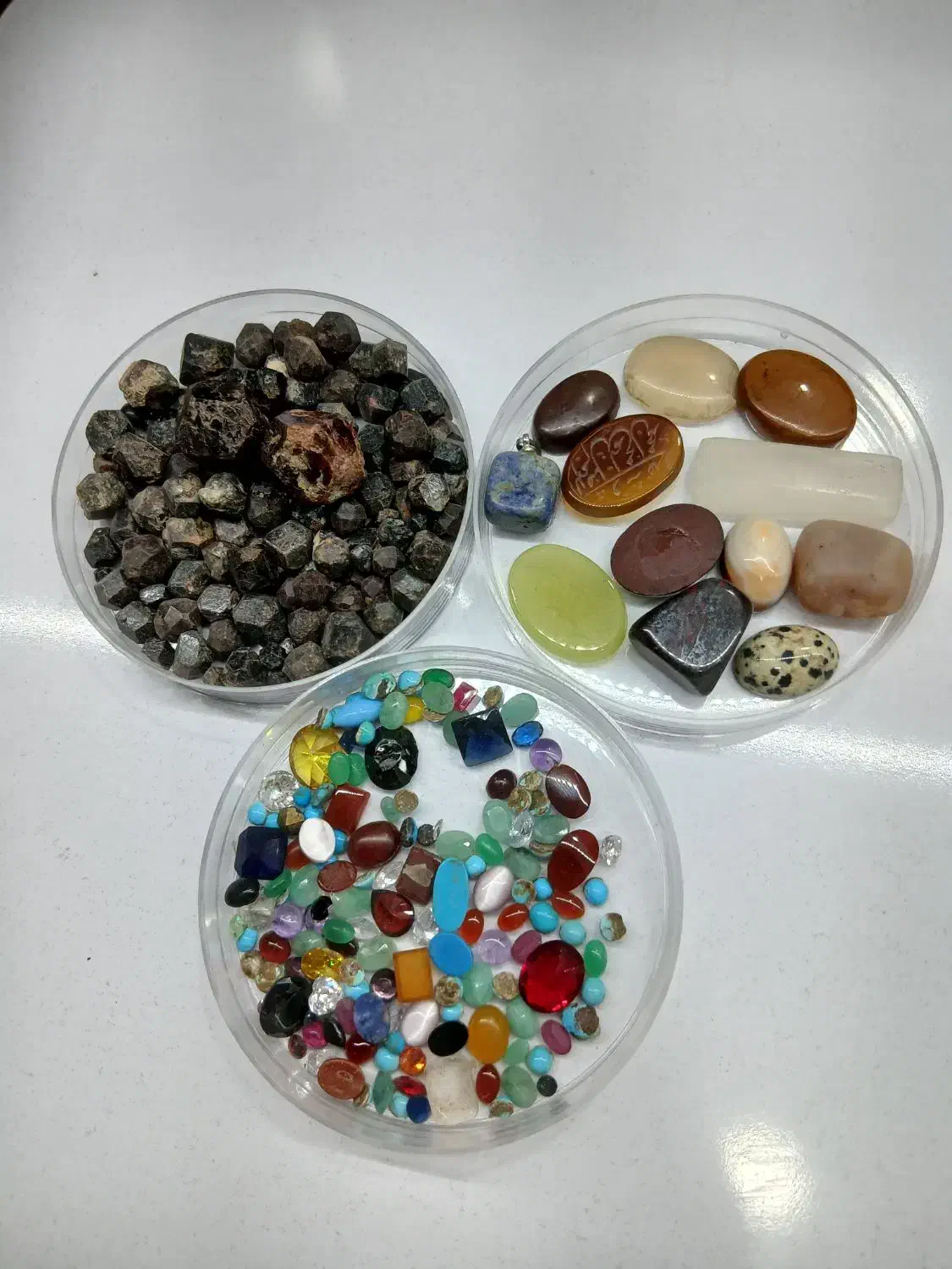 انواع نگین فروش به صورت یکجا و تکی|جواهرات|مهریز, |دیوار