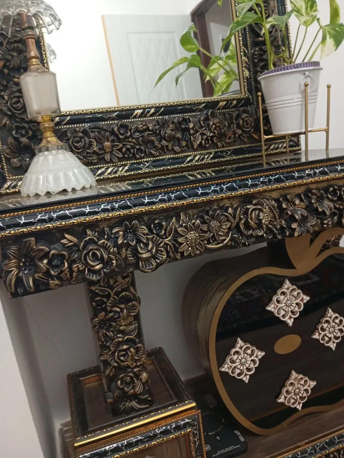 آیینه کنسول|بوفه، ویترین، کنسول|رحیم‌آباد, |دیوار