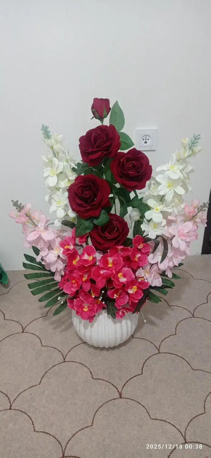 گل نو شاین دار|گل مصنوعی|خوی, |دیوار