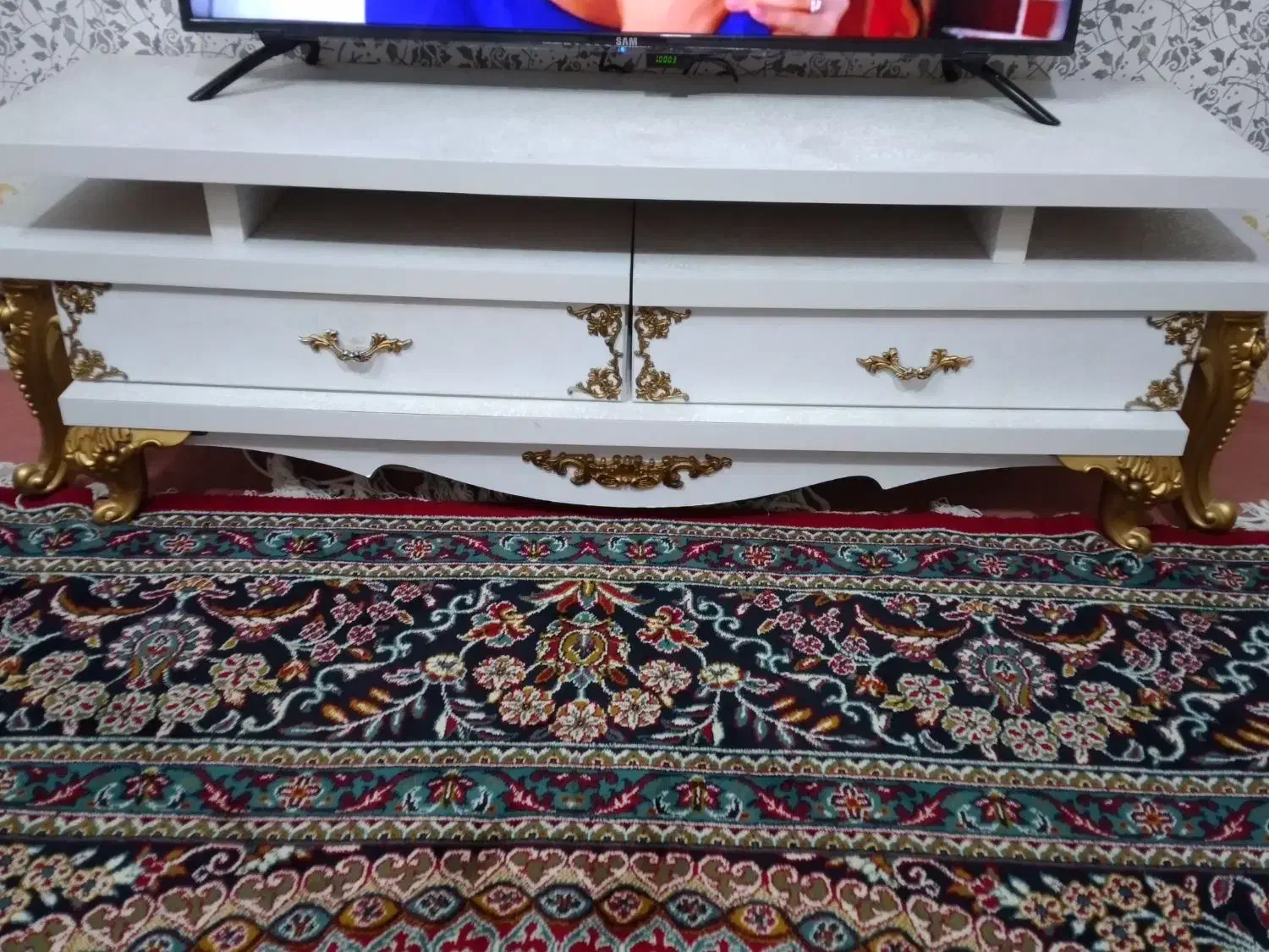 میز ال ای دی|میز تلویزیون|قم, نخودی|دیوار
