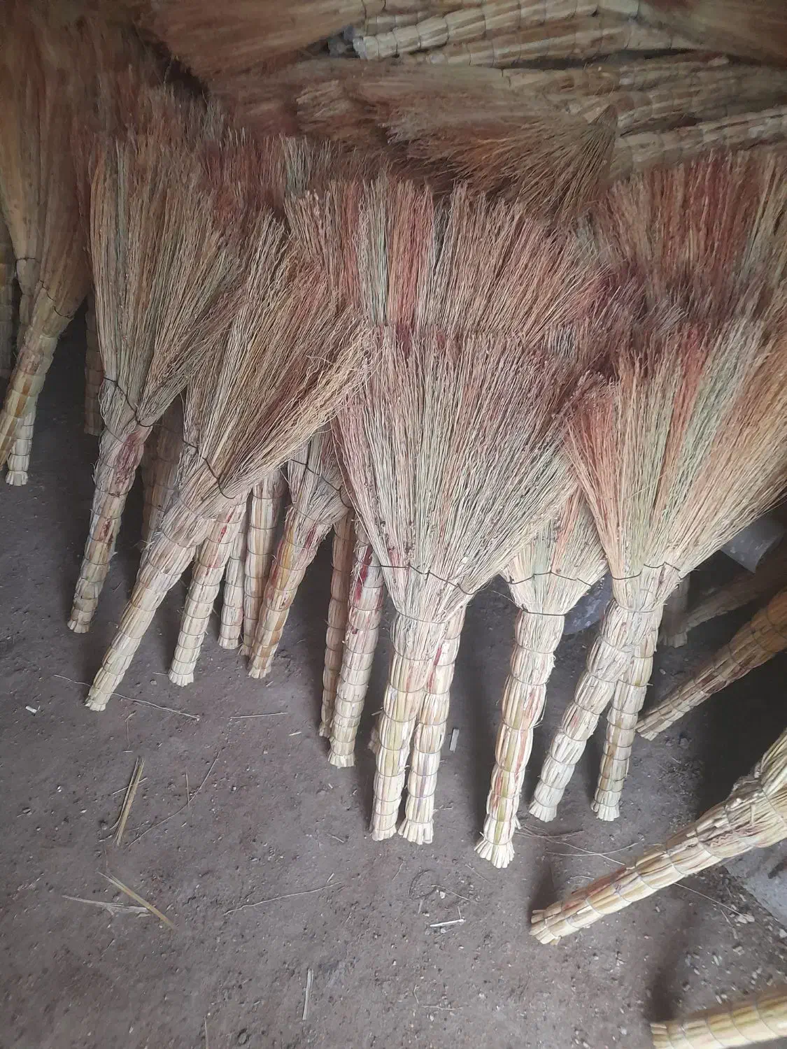 جارو|لوازم نظافت|کلاله, |دیوار