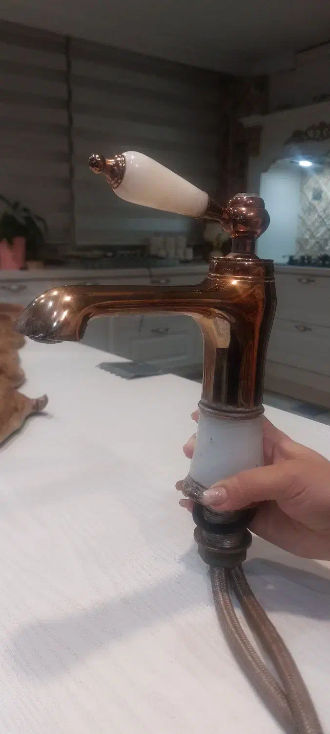 شیر روشویی رزگلد مسی|لوازم سرویس بهداشتی|فردیس, فردیس|دیوار