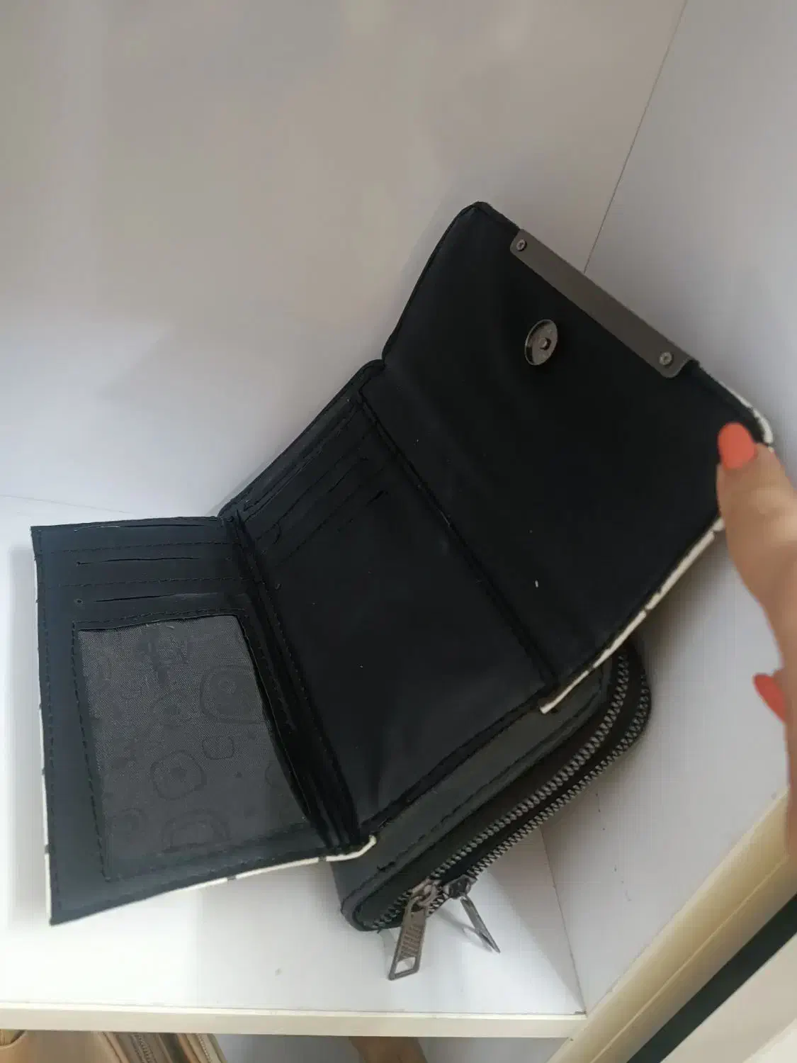 تعدادی کیف|کیف، کفش، کمربند|سبزوار, جهاد کشاورزی|دیوار