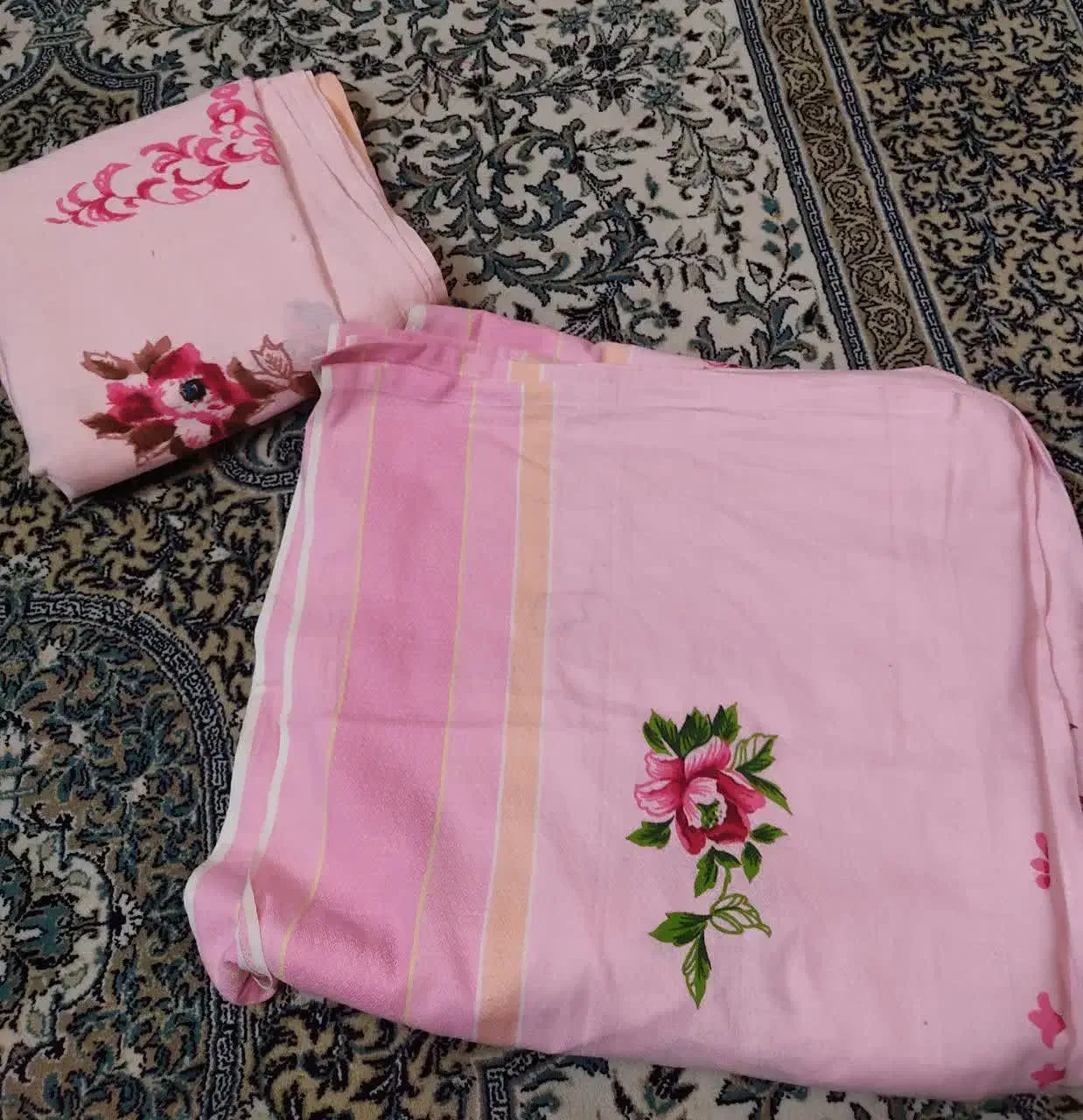 رختخواب پیچ و رو انداز تابستانه|رختخواب، بالش، پتو|شیراز, درکی|دیوار