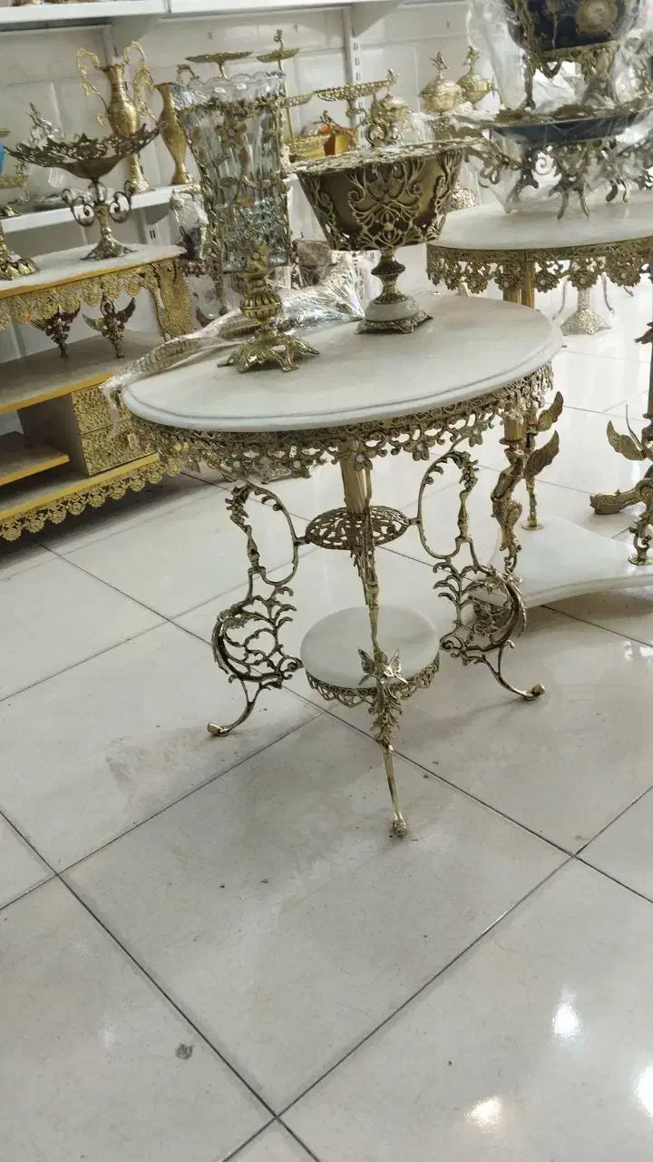 دکوری دکور برنزی جات .۶۶۶ (آنتیک برنز آذین)|مجسمه، تندیس، ماکت|قم, نیروگاه|دیوار