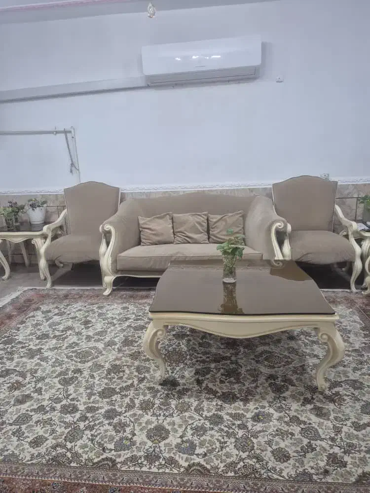 مبل ۱۲ نفره خیلی محکم|مبلمان خانگی و میز عسلی|رامهرمز, |دیوار