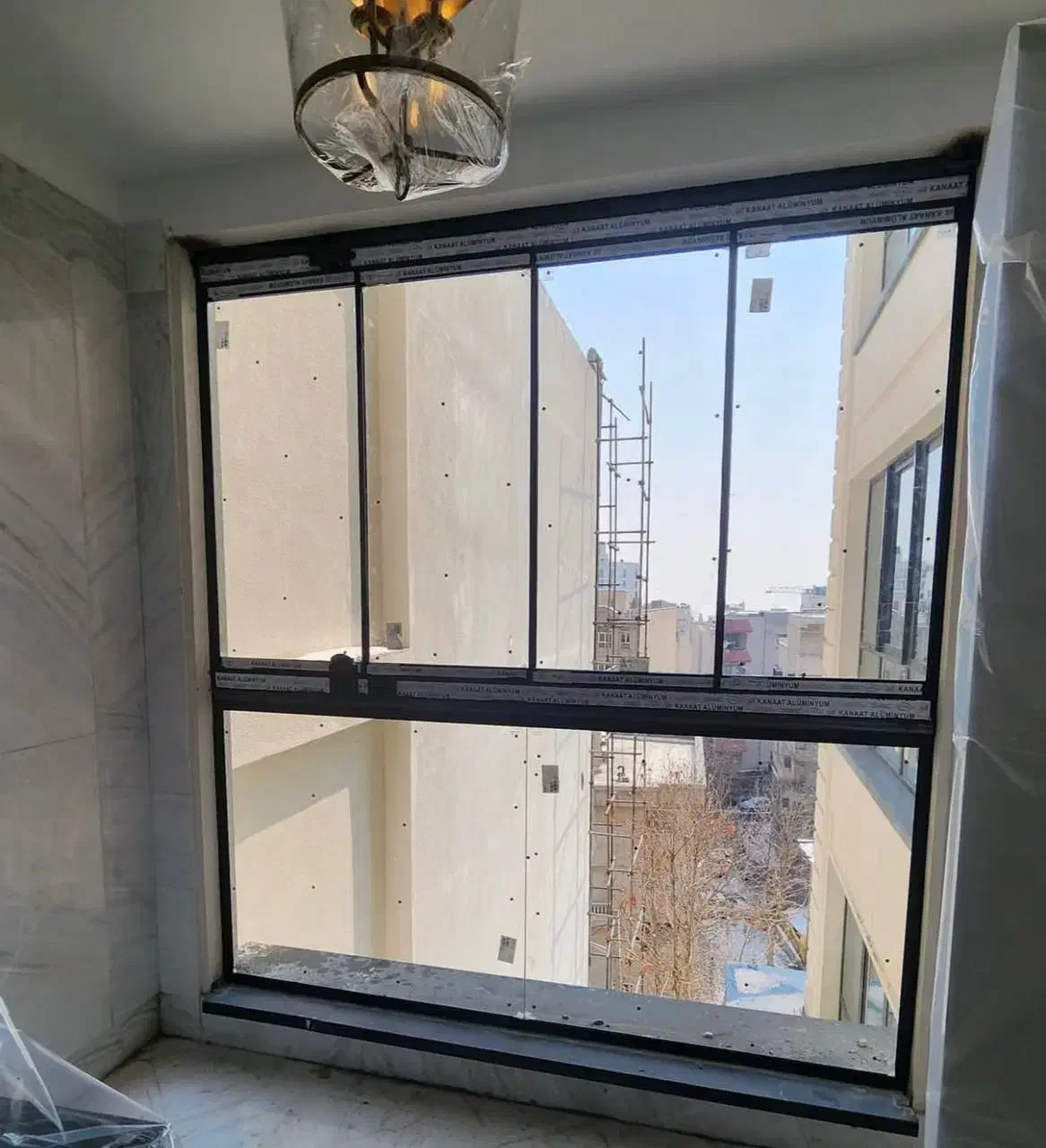 شیشه سکوریت جان پناه بالکن شیشه‌ای کابین دوش|خدمات پیشه و مهارت|رشت, کوی قدس|دیوار