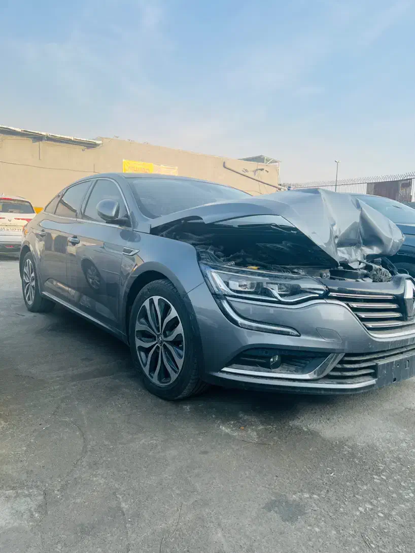 تصادفی رنو   تالیسمان  ۲۰۱۷|خودرو سواری و وانت|تهران, شهید فکوری|دیوار