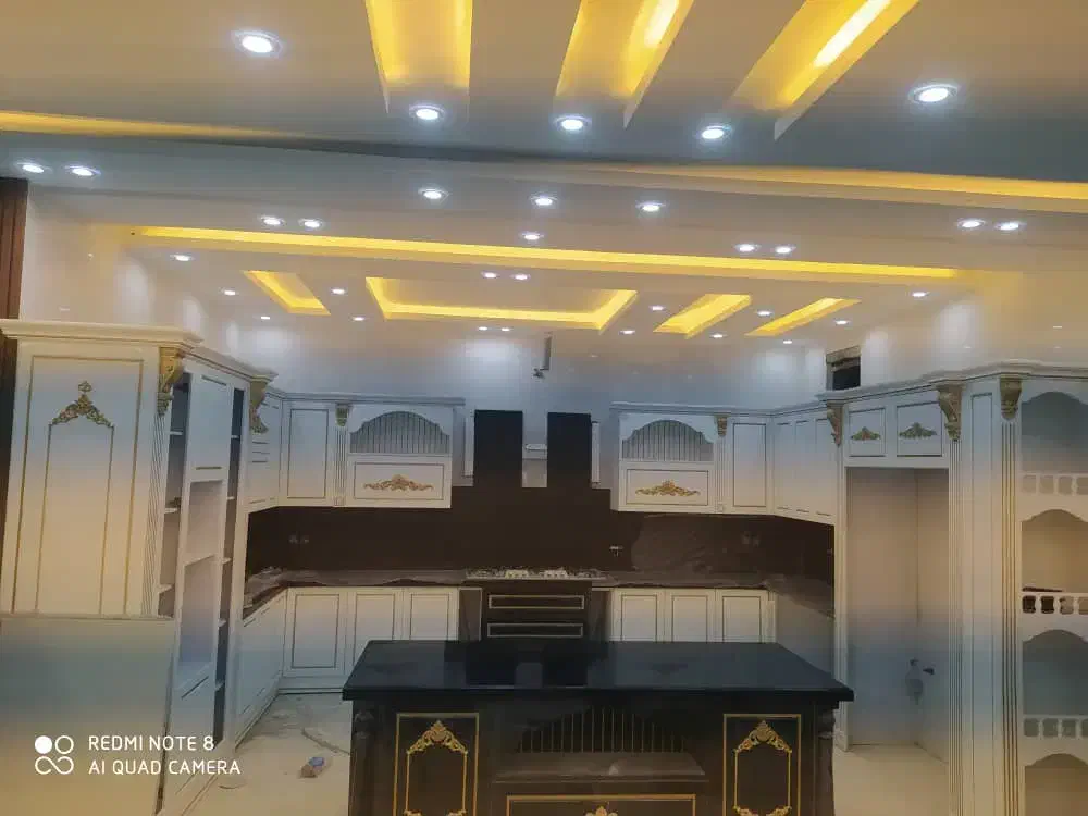 نیازمند‌ نصاب‌حرفه‌ای‌ جهت‌ نصب‌انواع کابینت‌وکمد|خدمات پیشه و مهارت|زاهدان, |دیوار