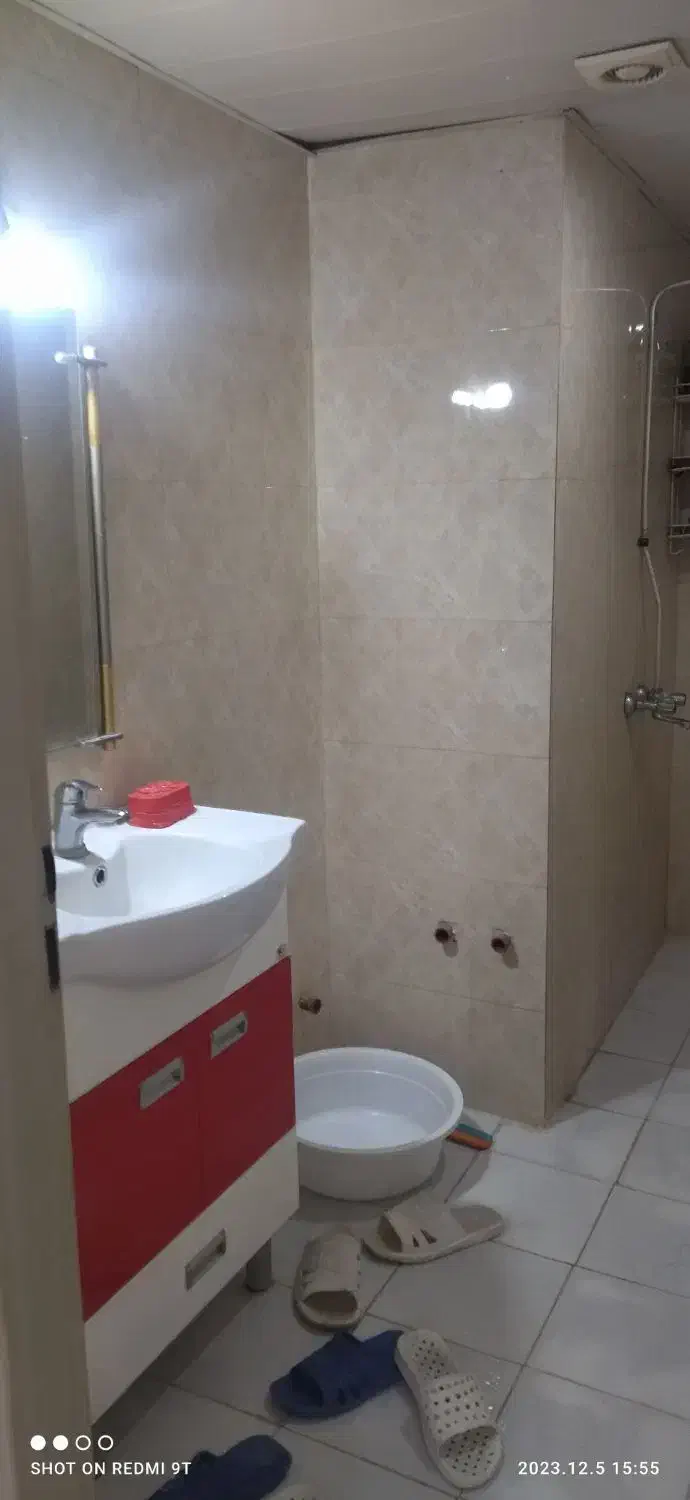 فروش واحد سه خوابه کیسون زون 9 نورگیر تمام بتنی|فروش آپارتمان|پرند, فاز ۶|دیوار