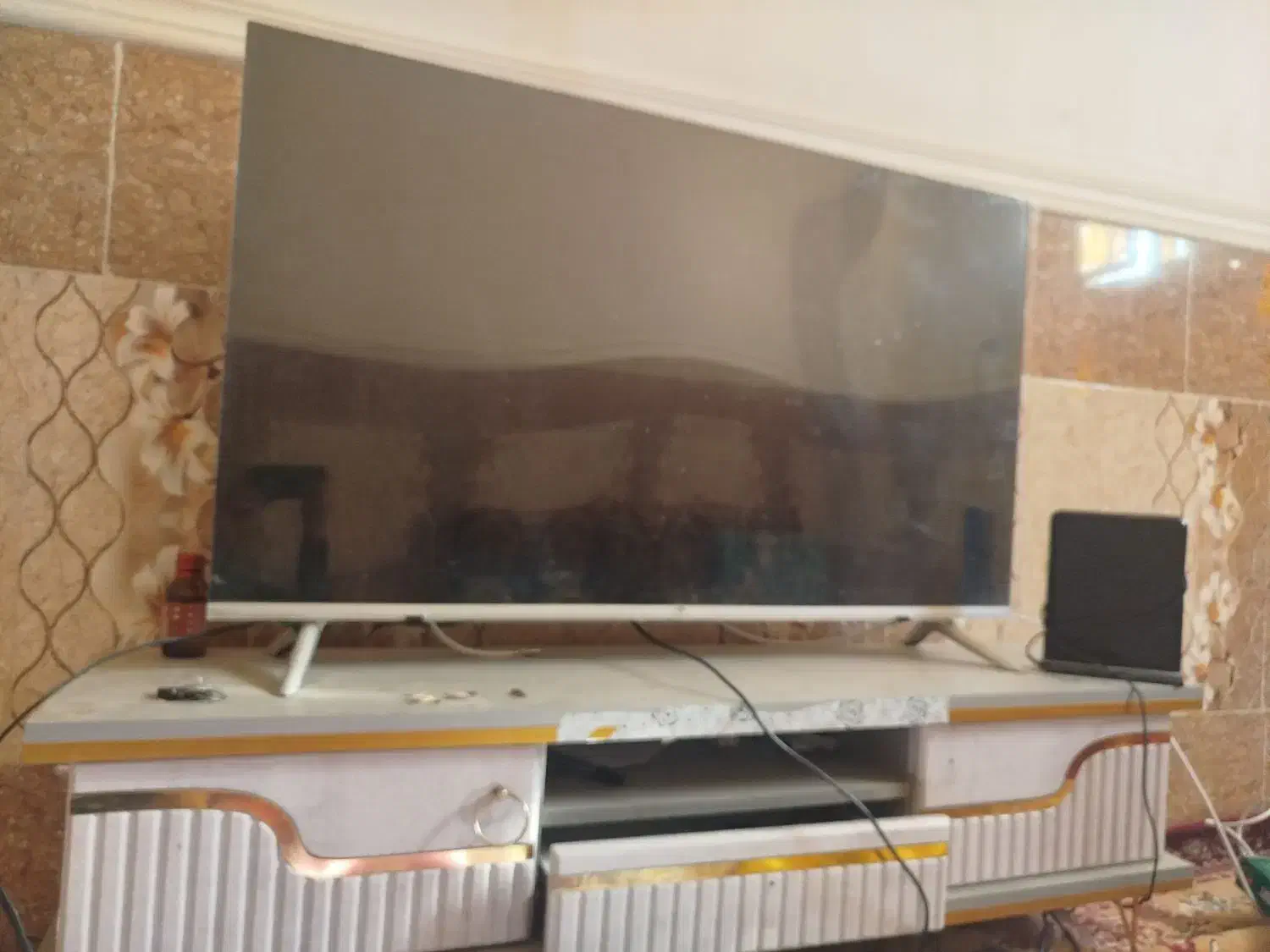 تلویزیون|تلویزیون و پروژکتور|جاسک, |دیوار