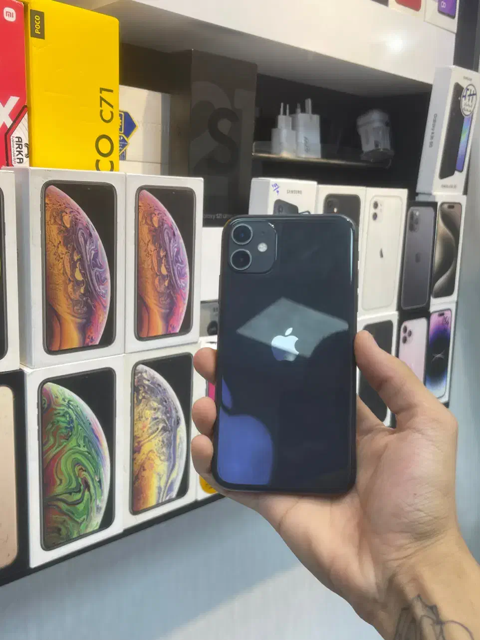 ایفون ۱۱نرمال پارت za ۹۲٪|موبایل|کرج, گلشهر|دیوار