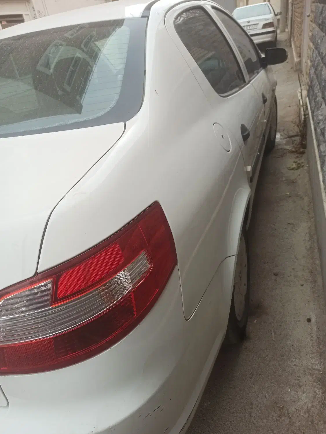 رانا lx سفید 93|خودرو سواری و وانت|اصفهان, فجر|دیوار