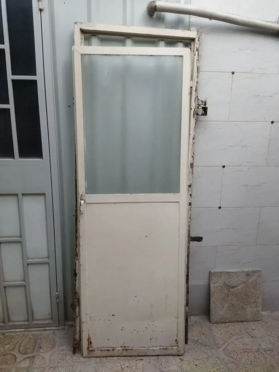 درب آهنی سرویس بهداشتی/ انباری|مصالح و تجهیزات ساختمان|شیراز, شهرک مطهری|دیوار