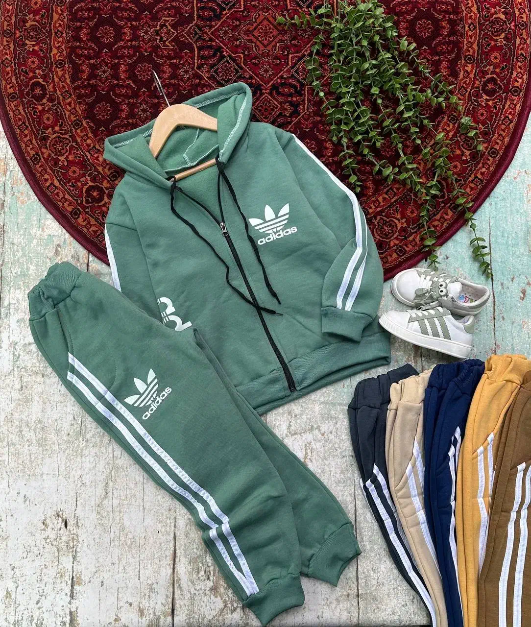 ست سویشرت شلوار گالری پوشاک مهراب|کفش و لباس بچه|کرمانشاه, |دیوار