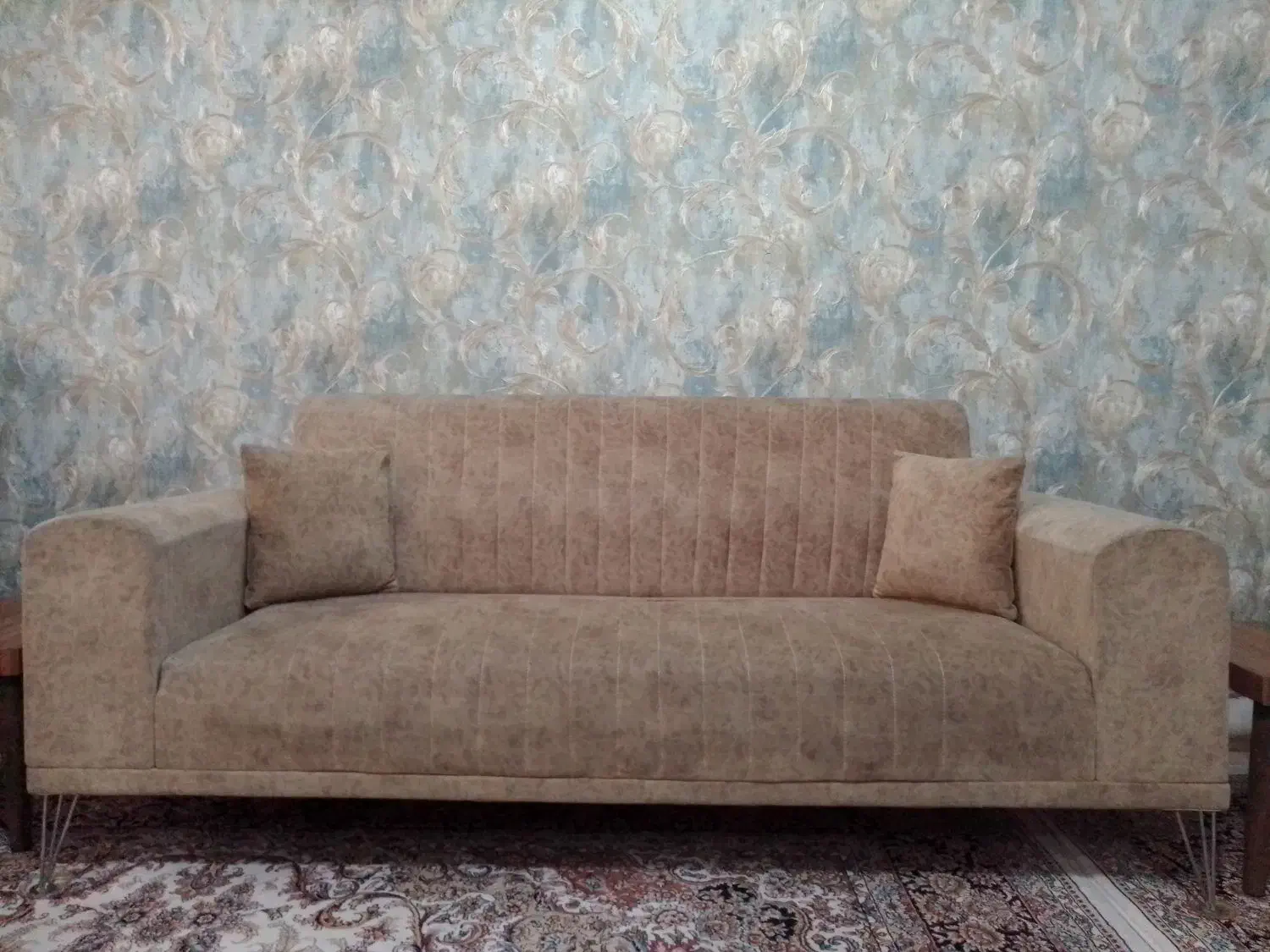 مبل راحتی ده نفره با میز|مبلمان خانگی و میز عسلی|مشهد, کوی المهدی|دیوار