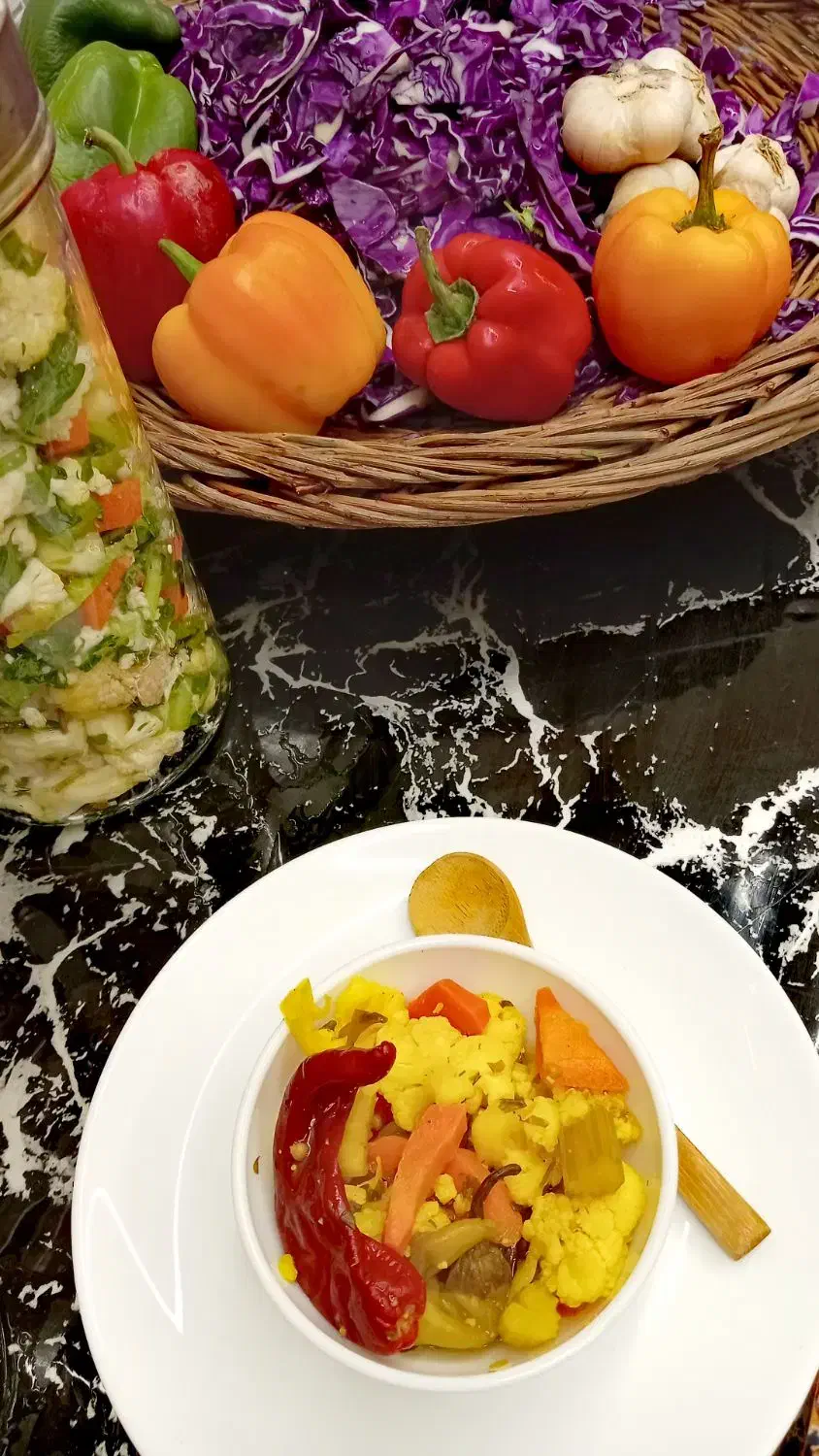 ترشی خانگی با بهترین کیفیت کاملاً بهداشتی|خوردنی و آشامیدنی|فولادشهر, B5|دیوار