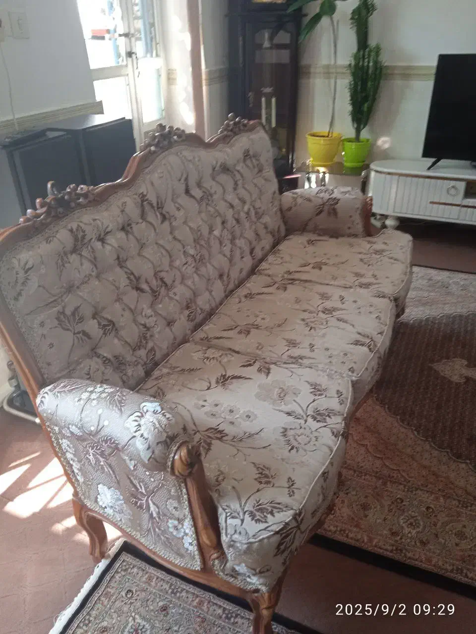 مبل راحتی|مبلمان خانگی و میز عسلی|خوی, |دیوار