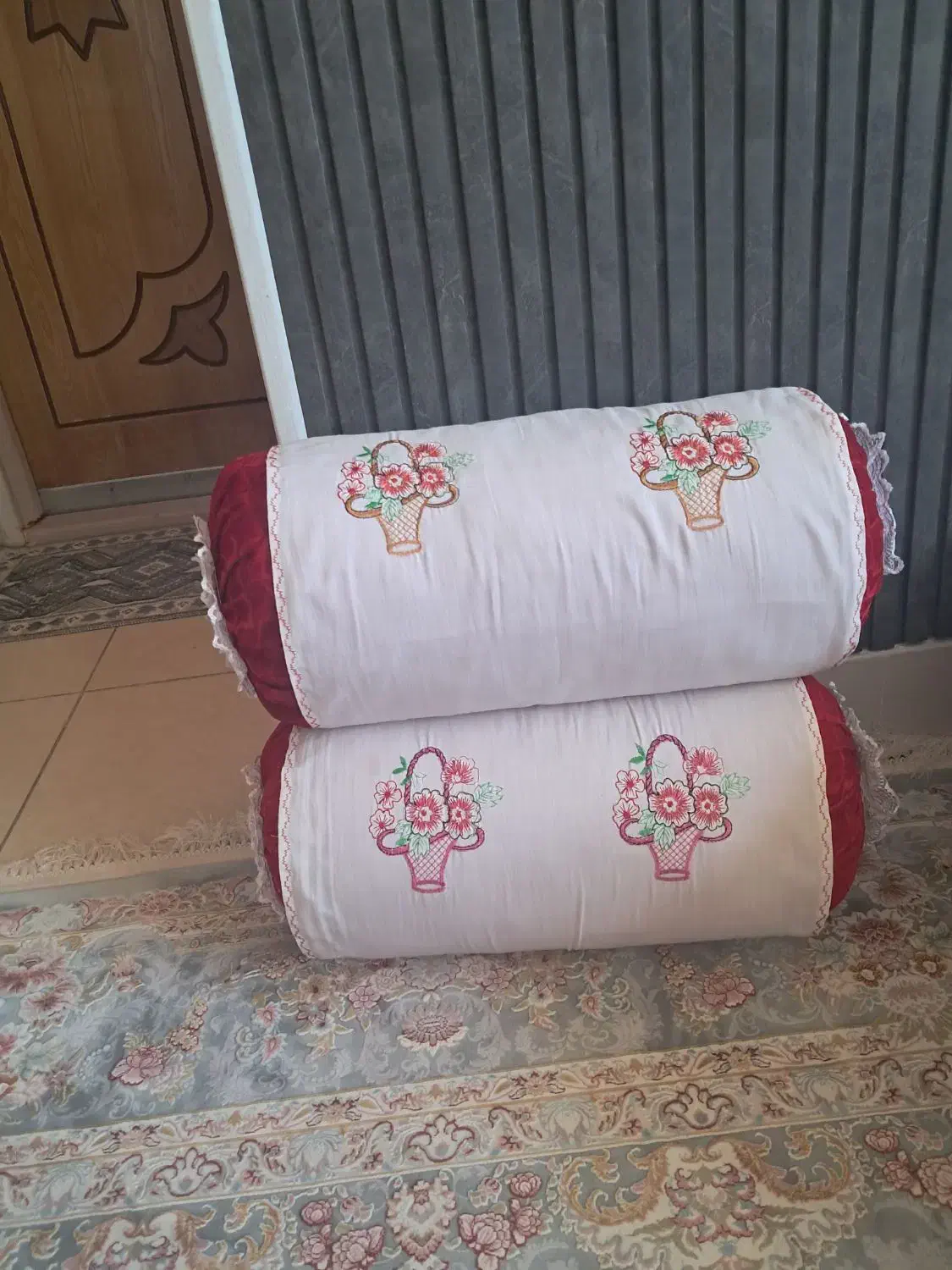 ۶ عدد بالش شیک و مخصوص|رختخواب، بالش، پتو|شهرضا, |دیوار